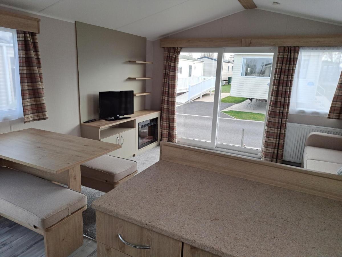 Edwards Holiday Home ブラックプール エクステリア 写真