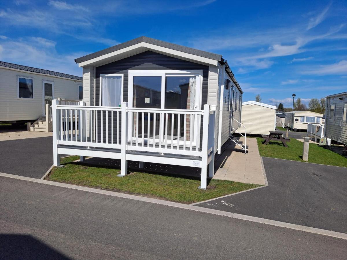 Edwards Holiday Home ブラックプール エクステリア 写真
