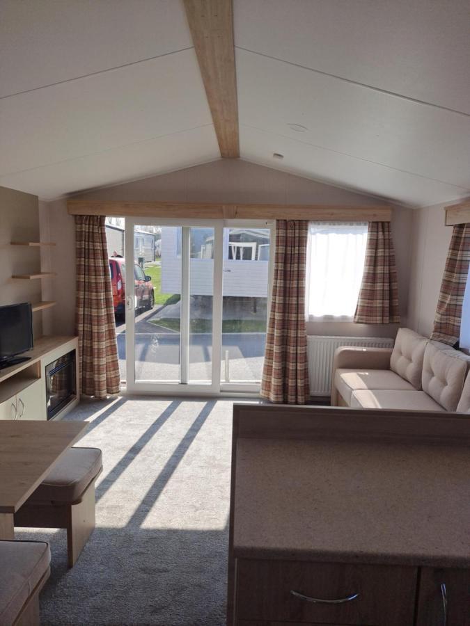 Edwards Holiday Home ブラックプール エクステリア 写真